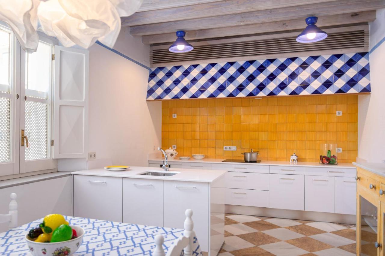 Genteel Home Campamento Seville Exterior photo